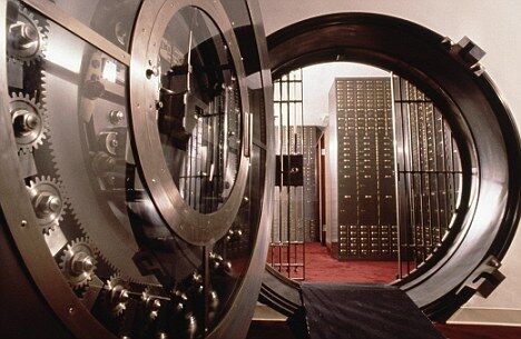 Behind the Covers: The Genius of Hidden Safes – Star and Bar